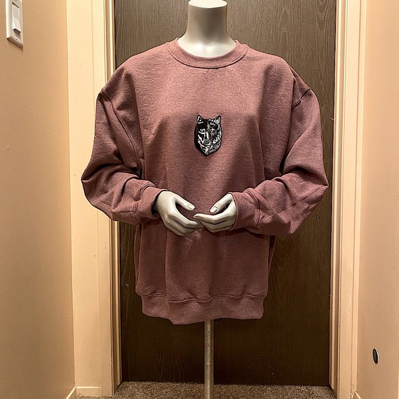 Sweaters - Embroidered wolf Crew Neck Sweater